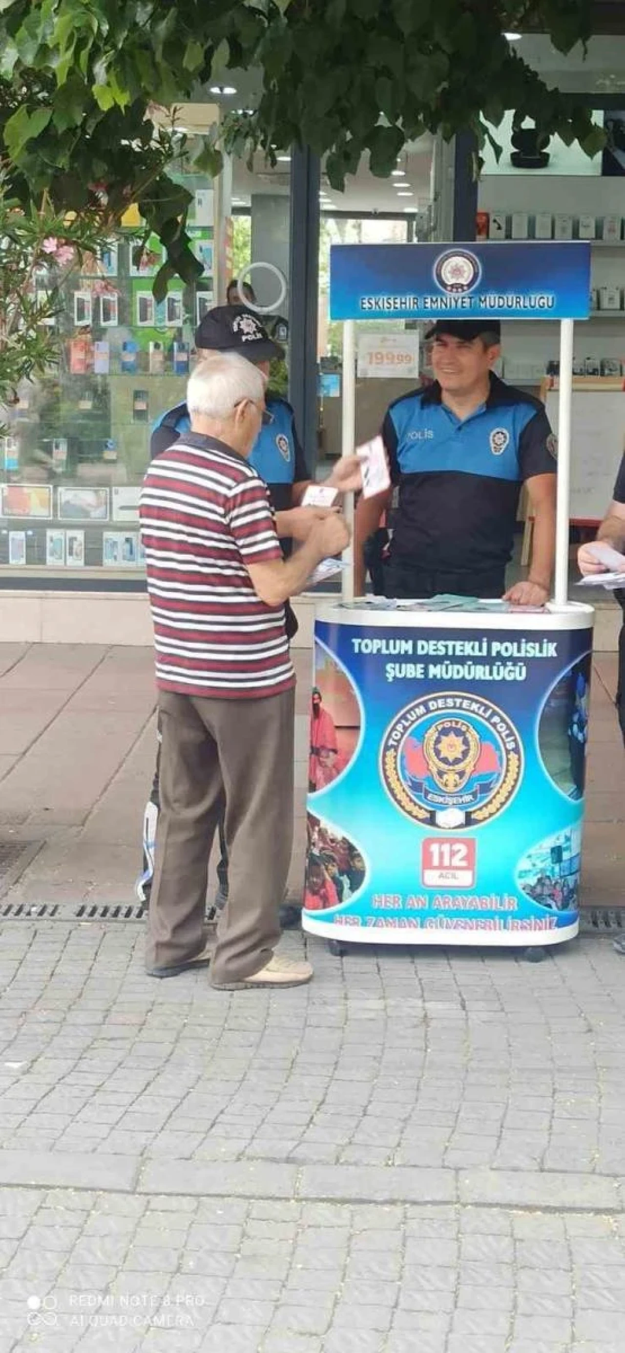 Polis Vatandaşları Hırsızlık ve Dolandırıcılığa Karşı Bilinçlendirdi