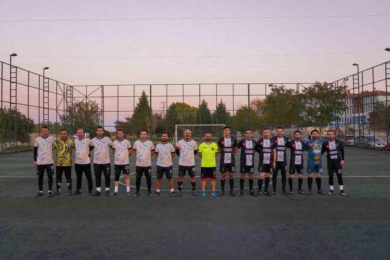 Tepebaşı’nda Futbol Turnuvası Başladı