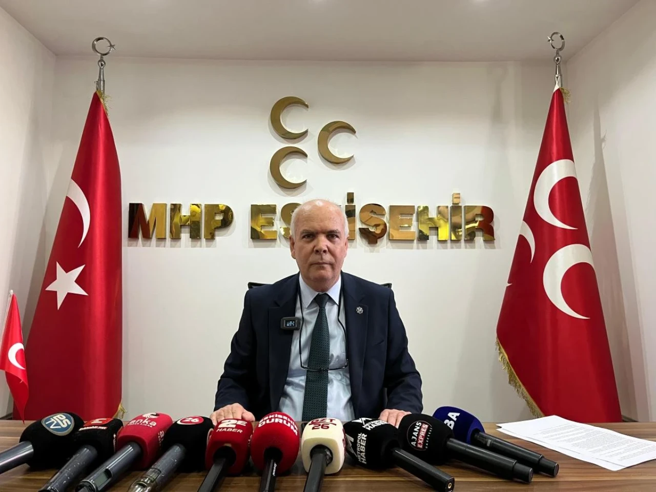 MHP Eskişehir İl Başkanı İsmail Candemir:”Devlet Bahçeli Elini Zamanında Uzatır, Yumruğunu da Zamanında Sıkar”