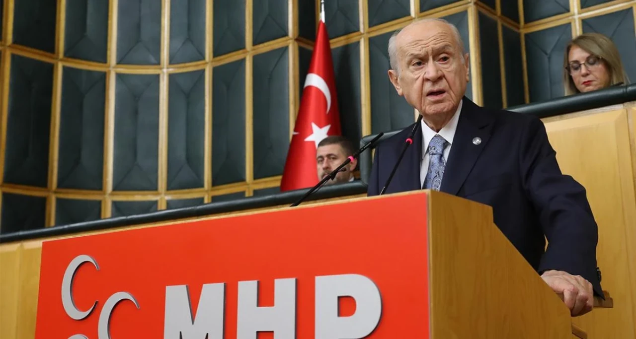 Devlet Bahçeli: Erdoğan’ın Bir Dönem Daha Seçilmesi İçin Anayasa Değişikliği Şart