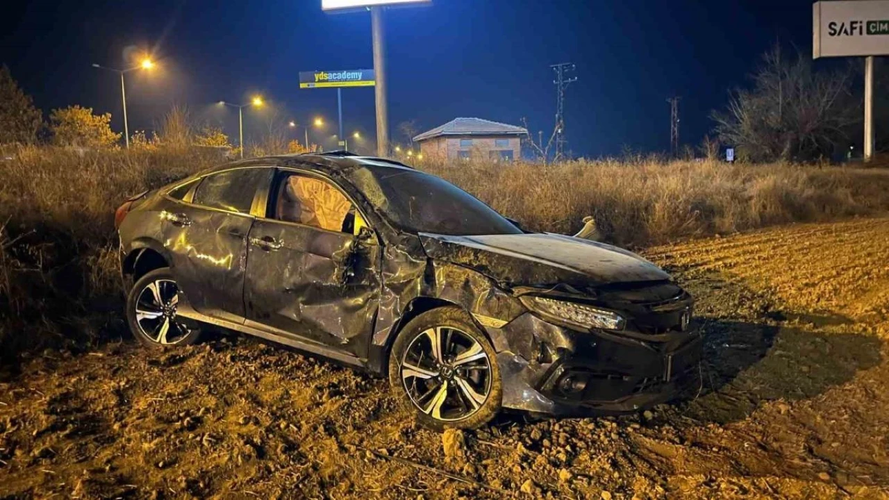 Eskişehir’de Takla Atan Otomobilin Sürücüsü Kazadan Yaralı Olarak Kurtuldu