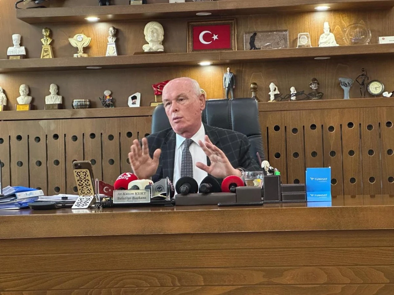 Kazım Kurt’tan Tepki: Kızımın Başkan Yardımcılığı Görevi Liyakatsiz Bir Uygulama Değil