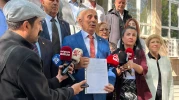 CHP Odunpazarı İlçe Başkanı Rahmi Çınar mazbatasını aldı