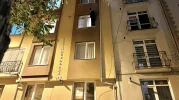 Yenibağlar’da genç adam canına kast etti