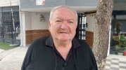 Evin çatısında tavus kuşu görüntülendi