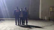 Jandarma Ekipleri, Bilecik’te Hırsızlık Suçundan Aranan Şahsı Yakaladı