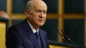 Bahçeli’den Papa ziyaretine eleştiri: “Şova dayalı ritüeller milletimizi rahatsız etmiştir”