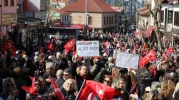 Odunpazarı Meydanı binlerce kişiyle doldu taştı