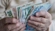 Bayram öncesi emekli ve memur maaşları ödenecek mi?