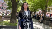 Eskişehir'de bindallısını giyip haklarını isteyen öğretmenden çarpıcı iddialar!