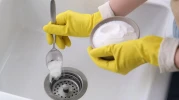 Lavabodaki Tıkanıklığı Açmanın 3 Kolay Yöntemi