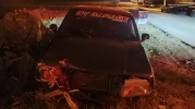 Eskişehir’de Çöp Konteynerine Çarpan Sürücü Olay Yerinden Kaçtı