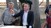 Başkan Dökmeci, "Mera alanlarına güneş enerji tesisi kurulmasına karşıyız"