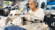 Eskişehir'de hastalığına rağmen mesleğini bırakmadı: Terzi Çınar’dan ekonomik tavsiye