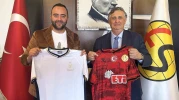 Real Madrid Vakfı’ndan Eskişehirspor’a ziyaret