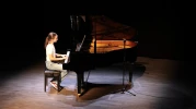 Genç Parmaklardan Müzik Ziyafeti: Odunpazarı’nda Piyano Gecesi