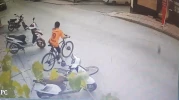 Eskişehir'de 2 bisikletin 40 saniyede çalındığı anlar güvenlik kamerasında