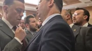 Meclis’te zeytinlik gerilimi: Yurttaşlara müdahale, vekillere engel