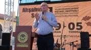 Kazım Kurt’tan festival meydanından çağrı: "Sanat barışın sesi olsun"