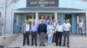 Alpu’da şenlik havası: Ünlüce çocuklarla eğlendi, talepleri dinledi