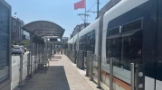 Gökmeydan durağında tehlikeli alışkanlık: Vatandaşlar tehlikeye yürüyor!