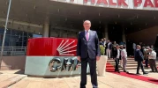 Kazım Kurt: "Kurultay davası redde mahkûm, halkın sorunlarına odaklanalım"