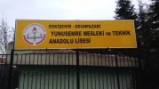 Yunus Emre MTAL'den Görkemli Mezuniyet Gecesi