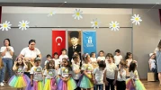 Tepebaşı Belediyesi’nin minik öğrencileri mezuniyet coşkusunu yaşadı