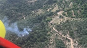Simav’da Tarla Yangını Ormana Sıçradı: Helikopter Destekli Müdahale