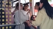 Kadınların Yer Kavgasında Öfke Patladı: Sefer 10 Dakika Durdu!