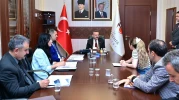 Vali Hüseyin Aksoy, Halk Günü’nde Vatandaşları Dinledi