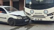 Eskişehir’de Belediye Otobüsü ile Ticari Araç Çarpıştı
