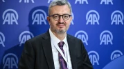 Burhanettin Duran Kimdir? İletişim Başkanı Olarak Atanan Akademisyenin Biyografisi ve Kariyeri