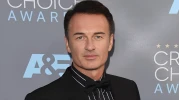Julian McMahon Kimdir? aSLEN Nereli ve Kaç Yaşındaydı? Fantastik Dörtlü’nün Efsane Kötüsü Gerçek Hayatta Yenildi: