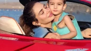 Ece Ronay kimdir, kaç yaşında, evli mi, çocuğu var mı? Ünlü fenomenin hayatı, şarkıları, eski eşi ve iş hayatı hakkında merak edilenler