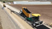 Eskişehir Büyükşehir Belediyesi’nden yol çalışması: Şehir uyurken ekipler sahada