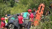 Bozüyük’te Otomobil Şarampole Devrildi