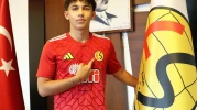 Eskişehirspor, Genç Yetenek Ozan İsmail Cörüt ile Profesyonel Sözleşme İmzaladı