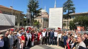 CHP Eskişehir İl Başkanı Talat Yalaz, 30 Ağustos Zafer Bayramı'nda Bağımsızlık ve Demokrasi Vurgusu Yaptı