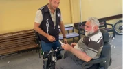 Odunpazarı Zabıtası Kaybolan Çantayı Sahibine Ulaştırdı