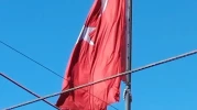 Türk bayrağının yıpranmış haline vatandaş çözüm bekliyor