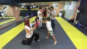 Eskişehir’de Aileler Kick-Boks Antrenmanında Ter Döktü