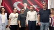 Depremzede Çocuklara Yuva Olan Kocaman Ailesi, İnsanlık Örneği Sergiliyor