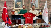 Eskişehirspor Kulüp Yönetimi, Gençlik ve Spor İl Müdürünü Ziyaret Etti