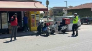 Motosikletli Kurye İle Otomobil Çarpıştı: Maddi Hasar Oluştu