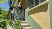 Yaşlı çift, evlerini jandarmaya bağışladı