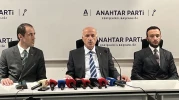 "Siyasal Çeşitlilik İki Aksa İndirgenemez"