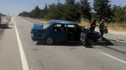 Eskişehir’de iki otomobil çarpıştı: 1’i bebek 6 kişi yaralandı