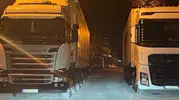 Eskişehir’de Yan Yana Park Eden 2 Tır Trafiği Kilitledi