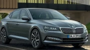D-Segmentinde Kartlar Yeniden Dağıtılıyor: Skoda Superb Fiyatları Sosyal Medyayı Salladı